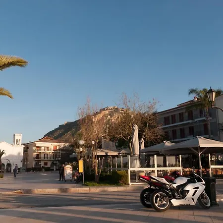 Di Fronte Fortezza * Ναύπλιο