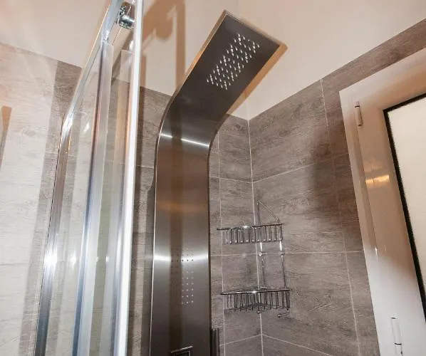 Di Fronte Fortezza Apartment