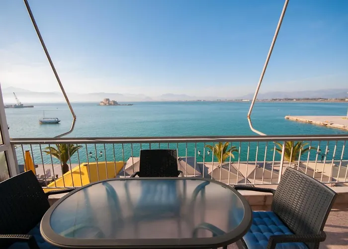 Di Fronte Fortezza Apartment *