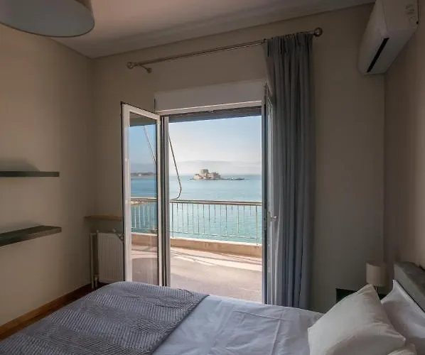 Di Fronte Fortezza Apartment